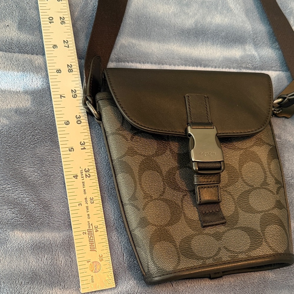 Coach Crossbody Bag - Picture 9 of 10